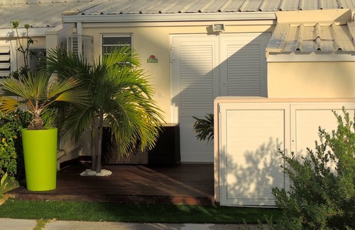 Nettle Bay Condo | On the beach ! Villa ELBA A French Touch unit, pools, tennis, sea view