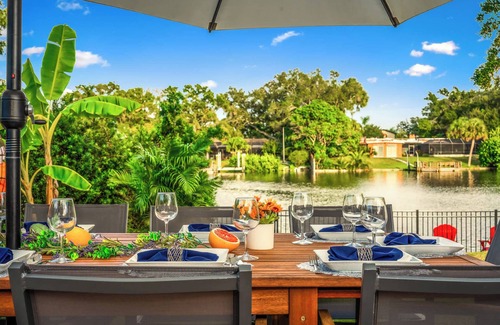 Largo House | On the Creek|Waterfront|Heated Pool|Game Room