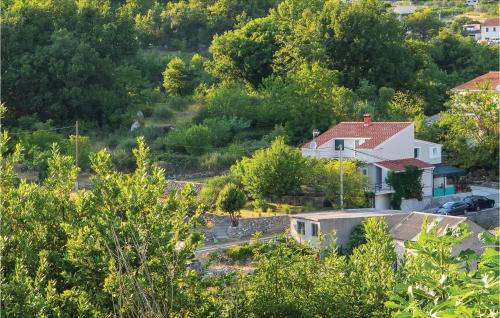 Ostrvica Apartment | One-Bedroom Apartment In Ostrvica