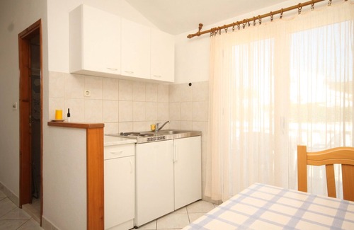 Rukavac Apartment | One bedroom apartment near beach Rukavac, Vis (A-2478-b)