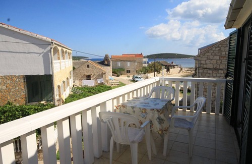 Rukavac Apartment | One bedroom apartment near beach Rukavac, Vis (A-2478-b)
