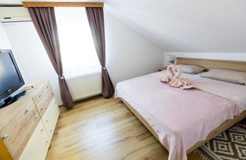 Svajcarnica Apartment | One-bedroom apartment with terrace