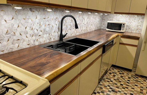 Bay Ridge Apartment | One Bedroom condo in a nice neighborhood, for long term stay