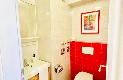 Gare Apartment | One bedroom flat near train station