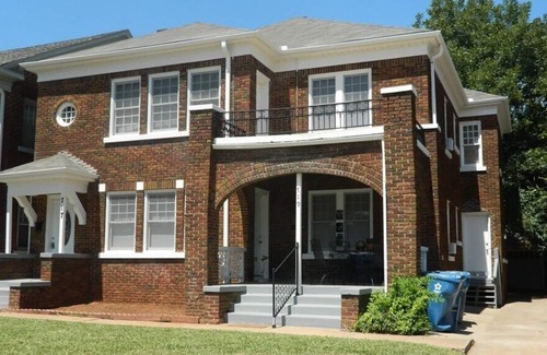 Lincoln Terrace House | One Bedroom - OU Medical Center