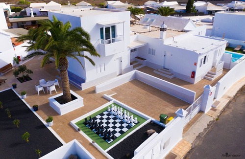 Teguise Apartment | One bedroom pool view apartment