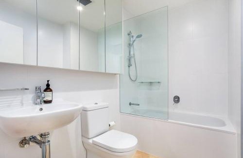 North Sydney Apartment | One Bedroom Self Catering Eden