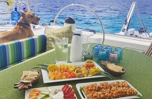 Carti Tupile Boat Rental | One of the biggest Sailing Catamarans in San Blas