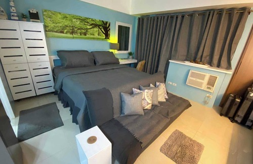 Pasay Apartment | One Palm Tree Villas near NAIA 3