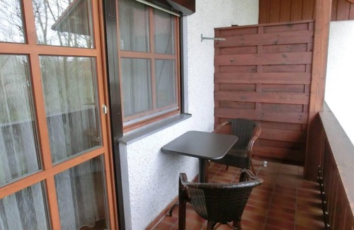 Safferstetten Apartment | One-room apartment (30 sqm) with covered south-facing balcony