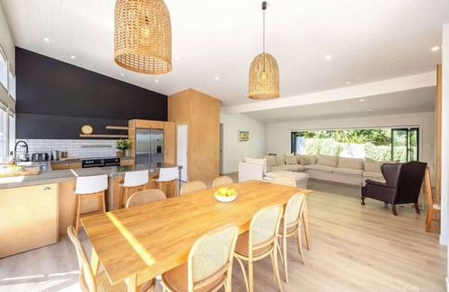 Waiheke Island House | Oneroa Oasis | Stay Waiheke
