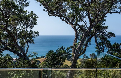 Onetangi House | Onetangi Oasis - fabulous home with pool & great views!