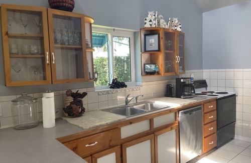 Butler Beach Cottage | Ooo Laa Laaah. Fenced yard. Pets ok.