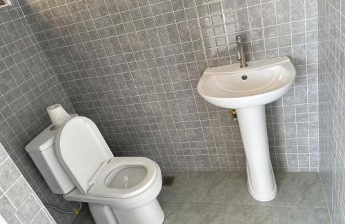 Nungua House | Opan Court