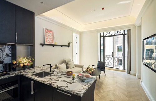 Downtown Shanghai Apartment | OPARTMENT The Far Eastern Hotel - People's Square