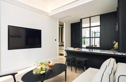 Downtown Shanghai Apartment | OPARTMENT The Far Eastern Hotel - People's Square