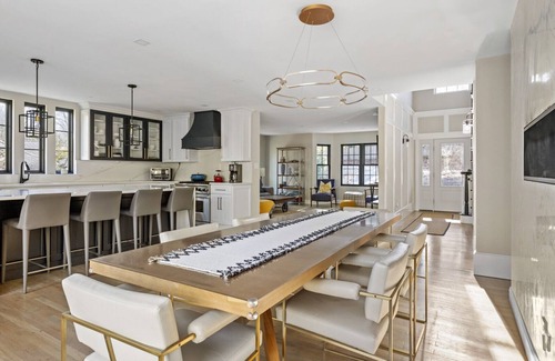 Shinnecock Hills House | Open Floor Plan, Generous-Sized Rooms, Close to Golf and Ocean Beaches