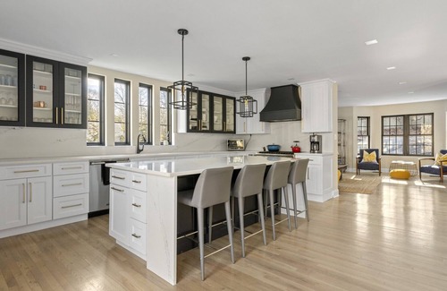 Shinnecock Hills House | Open Floor Plan, Generous-Sized Rooms, Close to Golf and Ocean Beaches