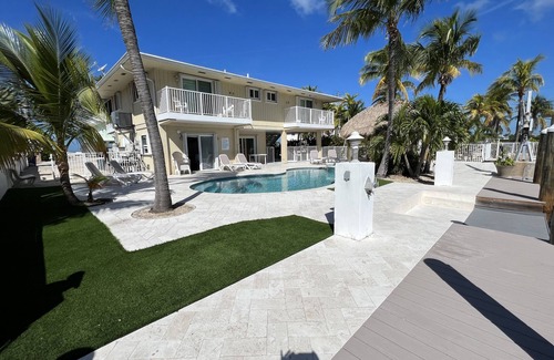 Marathon House | Open Water views, 100' dock Private Pool Ice machine DIRECT ACCESS open water