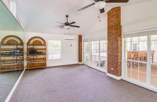 Historic District House | Opulent Ocala Mansion w/Private Pool & Hot Tub!