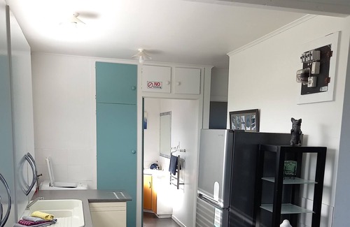 Omapere House | Orca Beach Watch