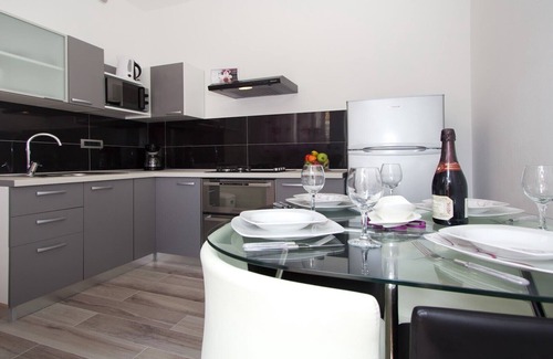 Spadici Apartment | Orchid Spadici/Apartment Orchid Spadici