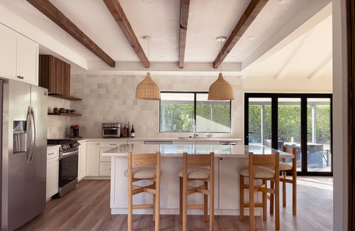 Ojai House | Organic Soulful Ojai Oasis - newly renovated
