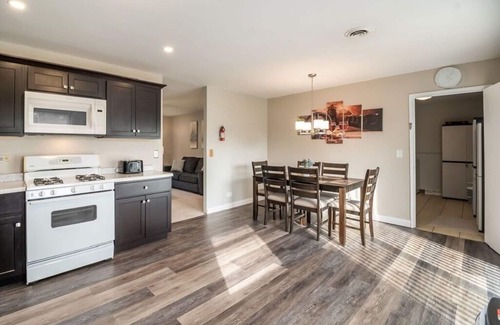 Orland Park House | Orland Park FHS Rental -Huntington Ct