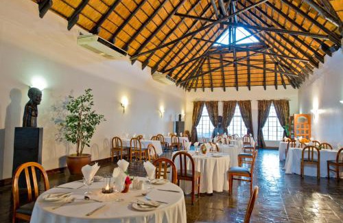 Oshakati Cabin | Oshakati Country Lodge