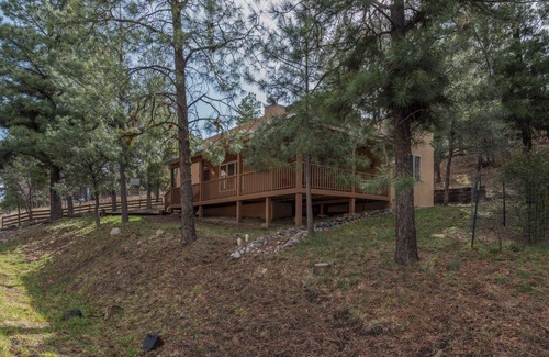 Ruidoso House | Oso Blanco