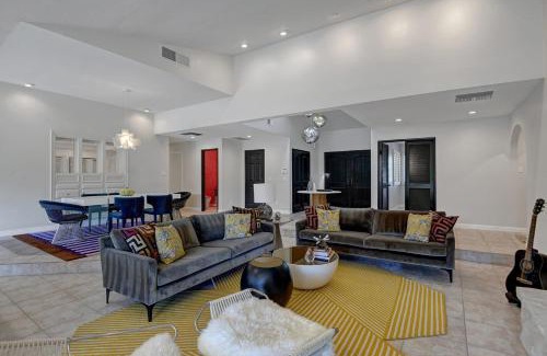 Palm Springs House | Our Poolside Desert Nirvana