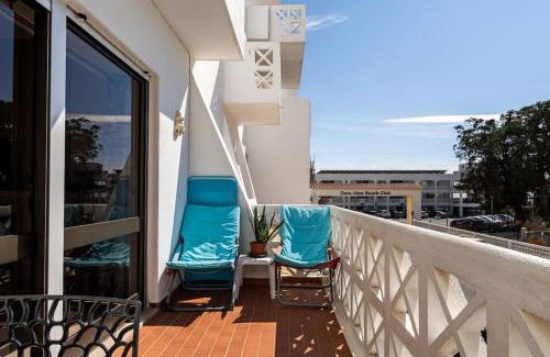 Areias de Sao Joao Apartment | OURA WHITE VIEW Beach 2 min walk sea