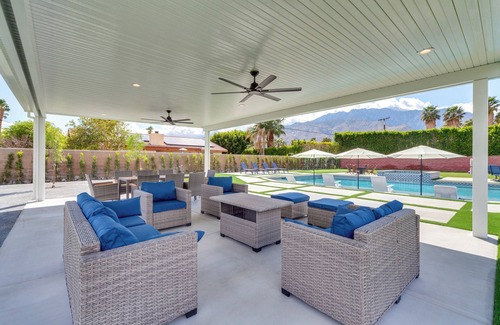 Desert Park Estates Cottage | Outdoor Entertainment: Palm Springs Group Escape