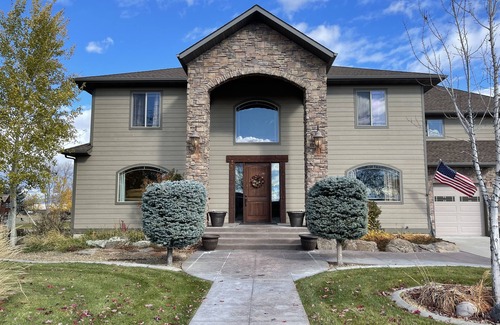 Bozeman House | Outpost Oasis