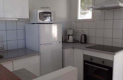 Ensues-la-Redonne Cottage | Overlooking the little port, 60 m2 gîte with incredible view, large garden