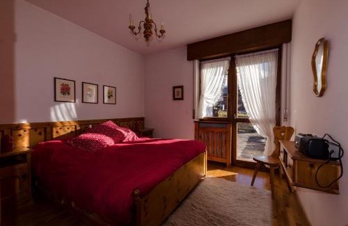 Cortina d'Ampezzo Apartment | Overlooking the Dolomites