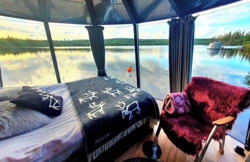 Kivipera Hotel | Overwater Hut Kuusamo