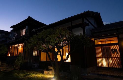 Shodoshima Villa | Oyashiki Stay - Ko, お屋敷ステイ - 幸 -