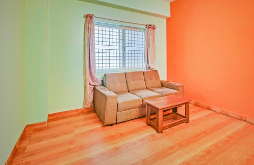 Sahakar Nagar Hotel | OYO 15392 Sri Sai Guru Comforts