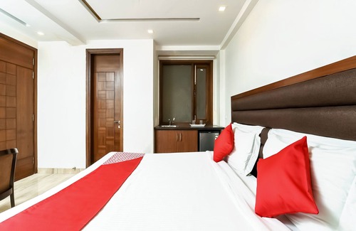 New Delhi House | OYO 16540 Prem Home