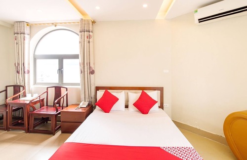 Dich Vong Hau Hotel | OYO 333 Nhue Giang Hotel