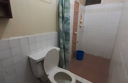 Puerto Princesa City Centre House | OYO 633 Abelardo's Pension House