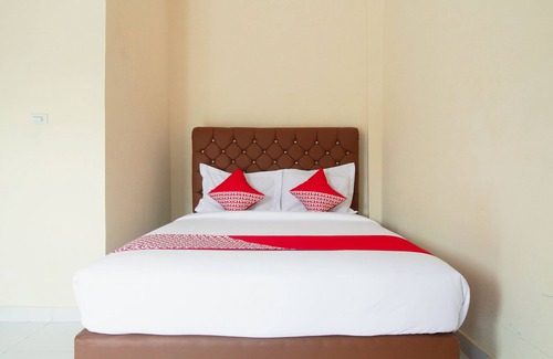 Rajabasa Hotel | OYO 654 Fabio Guest House Syariah