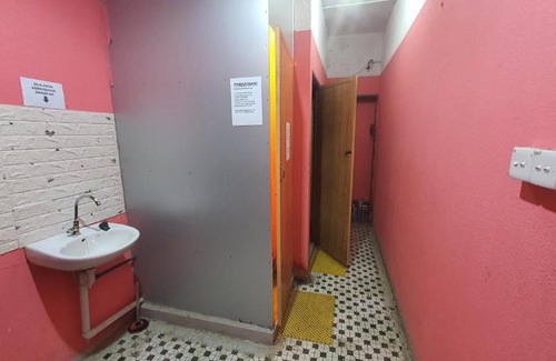 Lahad Datu Hotel | OYO 90798 Two Two Inn