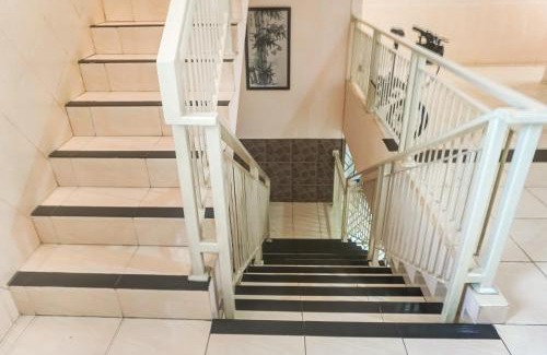 Makassar Hotel | OYO 91316 Hh Guest House Makassar