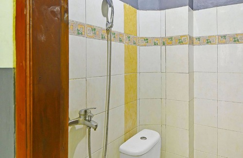 Gatot Subroto Hotel | OYO 91495 Hotel Indah Residence