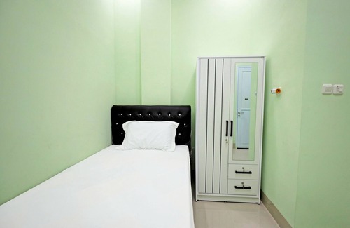 Makassar Hotel | OYO 93059 Homestay Zafirah