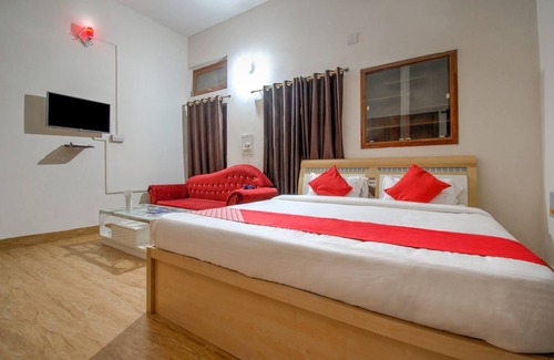 Patna Hotel | OYO Flagship 23420 Patliputra Heritage Guest House