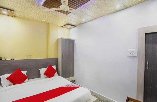Satna Hotel | OYO Hotel Z Inn & Restaurant