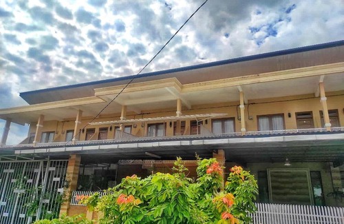 Indralaya Hotel | OYO Life 90960 Putih Salju Homestay Syariah